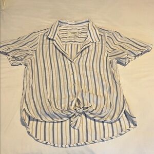 Abercrombie & Fitch Blue and White Striped Button-Down Shirt